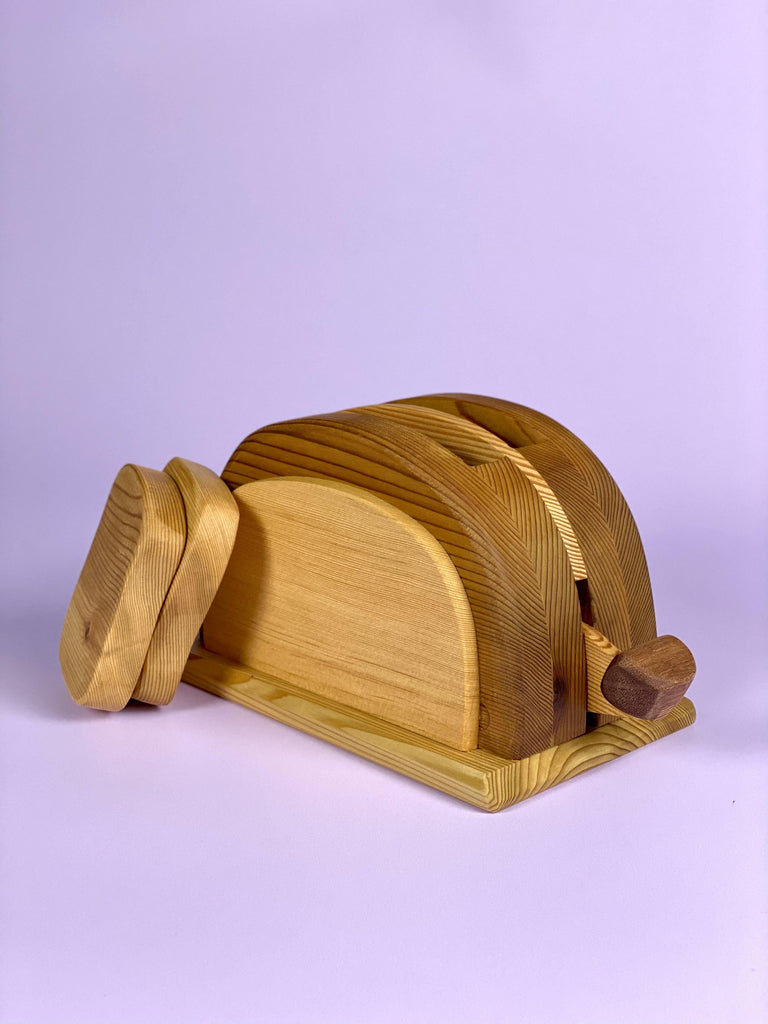 Wooden Toaster - Light Lion